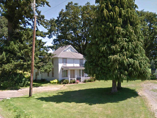 3 Bedroom Farmhouse built about 1915